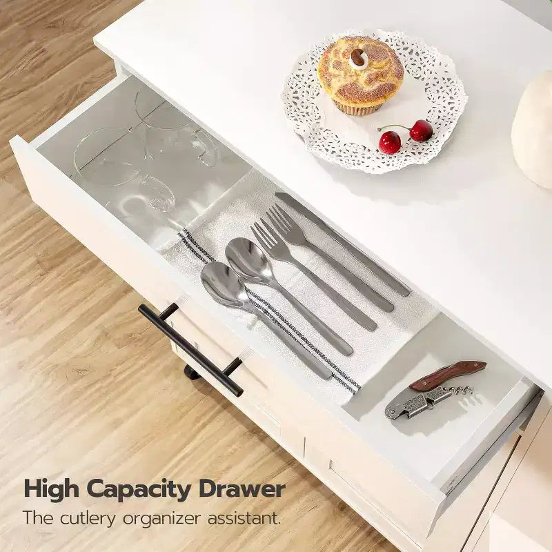 Îlot de Cuisine Roulant avec Prise de Courant et Porte-Épices - Chariot de Rangement de Cuisine Blanc avec Tiroir, Roues Verrouillables