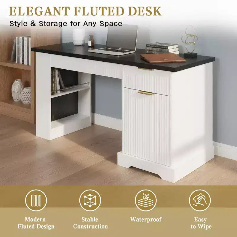Bureau d'ordinateur moderne de 55 pouces avec meuble de rangement et tiroirs, prises de courant, panneau perforé, étagères intégrées et tablette de clavier, blanc