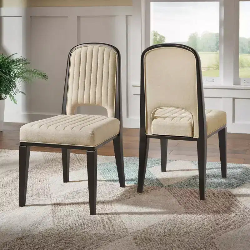 Chaise de salle à manger Fuske Wood Finish Cream Fabric avec piqûre verticale