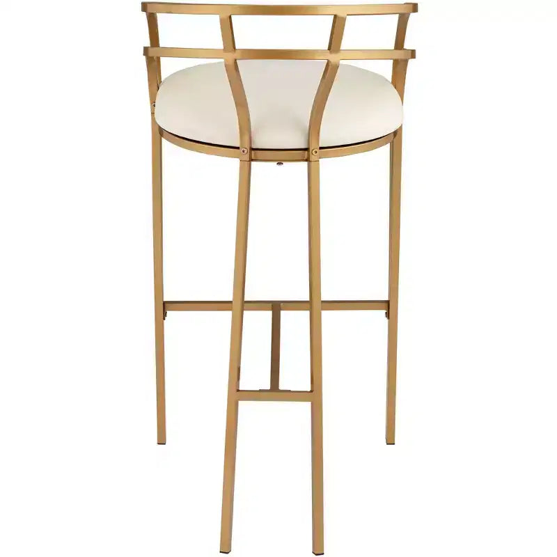 Tabouret de bar Tanner en métal doré, hauteur 76 cm, avec coussin rembourré en tissu blanc moderne, dossier bas et repose-pieds, idéal pour îlot de cuisine de hauteur standard.
