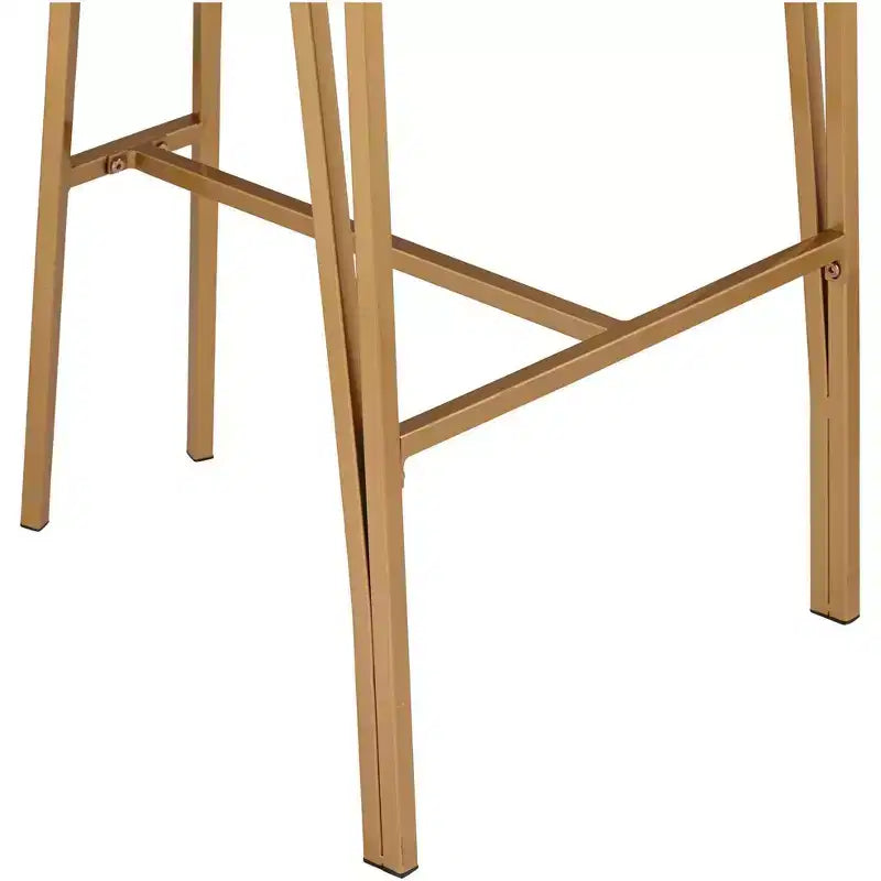 Tabouret de bar Tanner en métal doré, hauteur 76 cm, avec coussin rembourré en tissu blanc moderne, dossier bas et repose-pieds, idéal pour îlot de cuisine de hauteur standard.